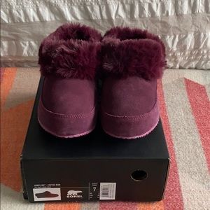 Sorel slippers-Go coffee run